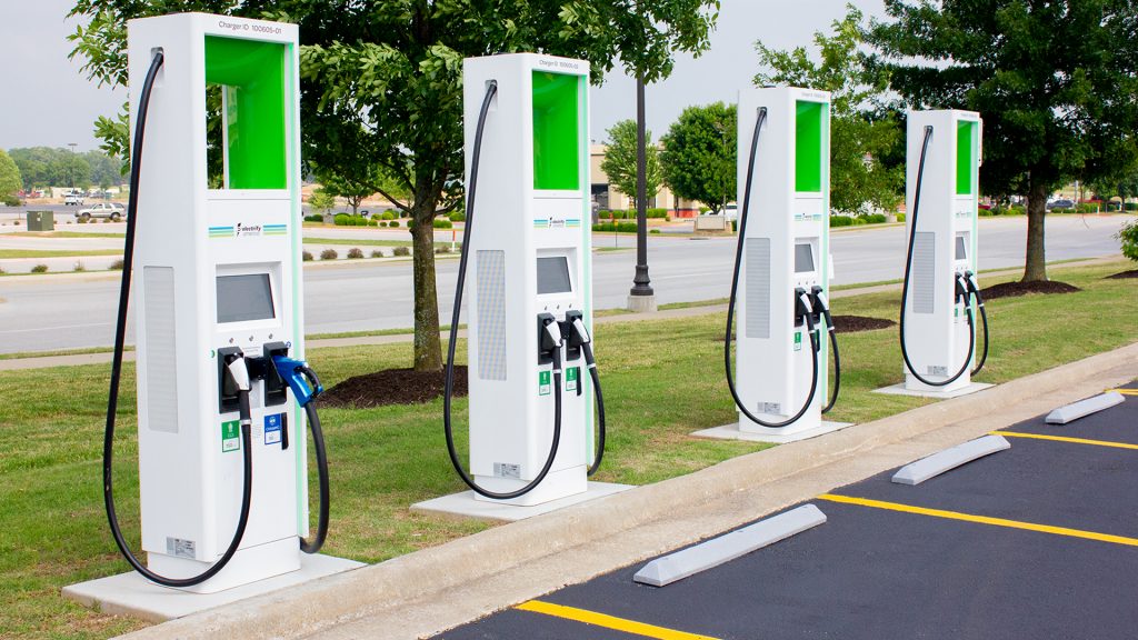 EV charging stations in Lahore